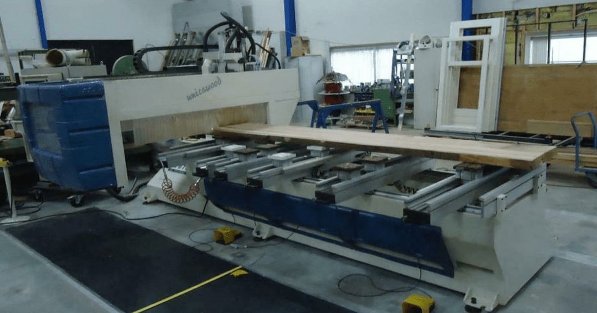 CNC-Machine-1 CNC Freeswerkmachine-hout-Samuel-Kingma-Meubels