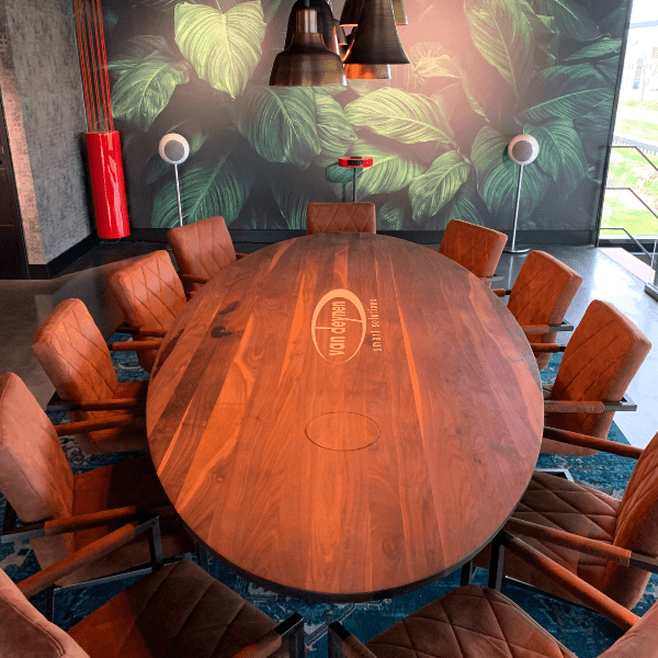 Logotafel-2 Tafels-Logotafel-2-SamuelKingmaMeubels